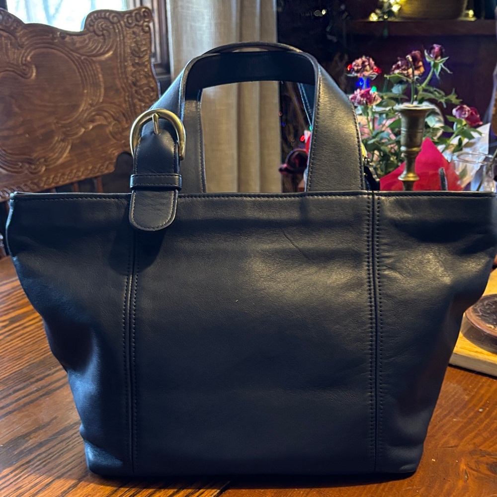 Coach Navy Waverly Leather Tote Handbag - Classic Everyday Carry